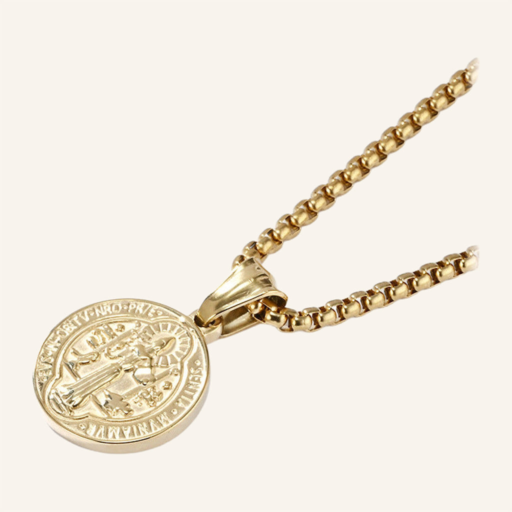 San Benito Small Round Medal Necklace – Box Chain